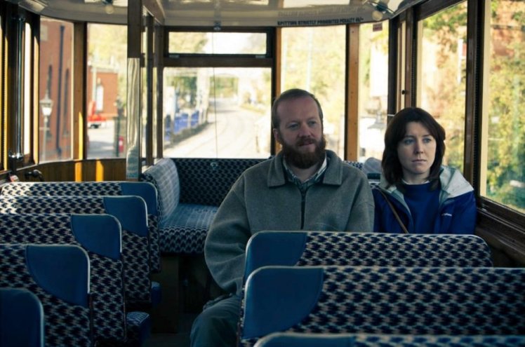 sightseers-2012-002-chris-and-tina-on-bus